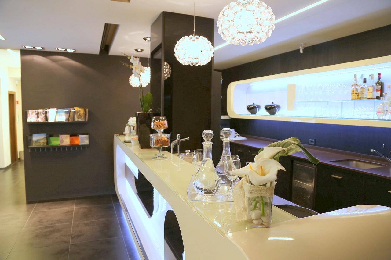 Hotel Carla Levanto Zewnętrze zdjęcie